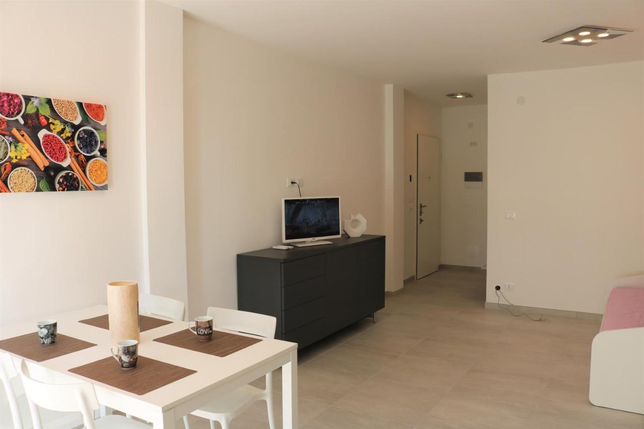 Aurora Apartment บิบิโอเน ภายนอก รูปภาพ